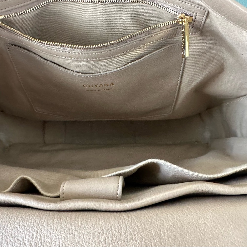 Cuyana Leather Convertible Satchel Backpack Tote Bag in Taupe - Picture 5 of 13